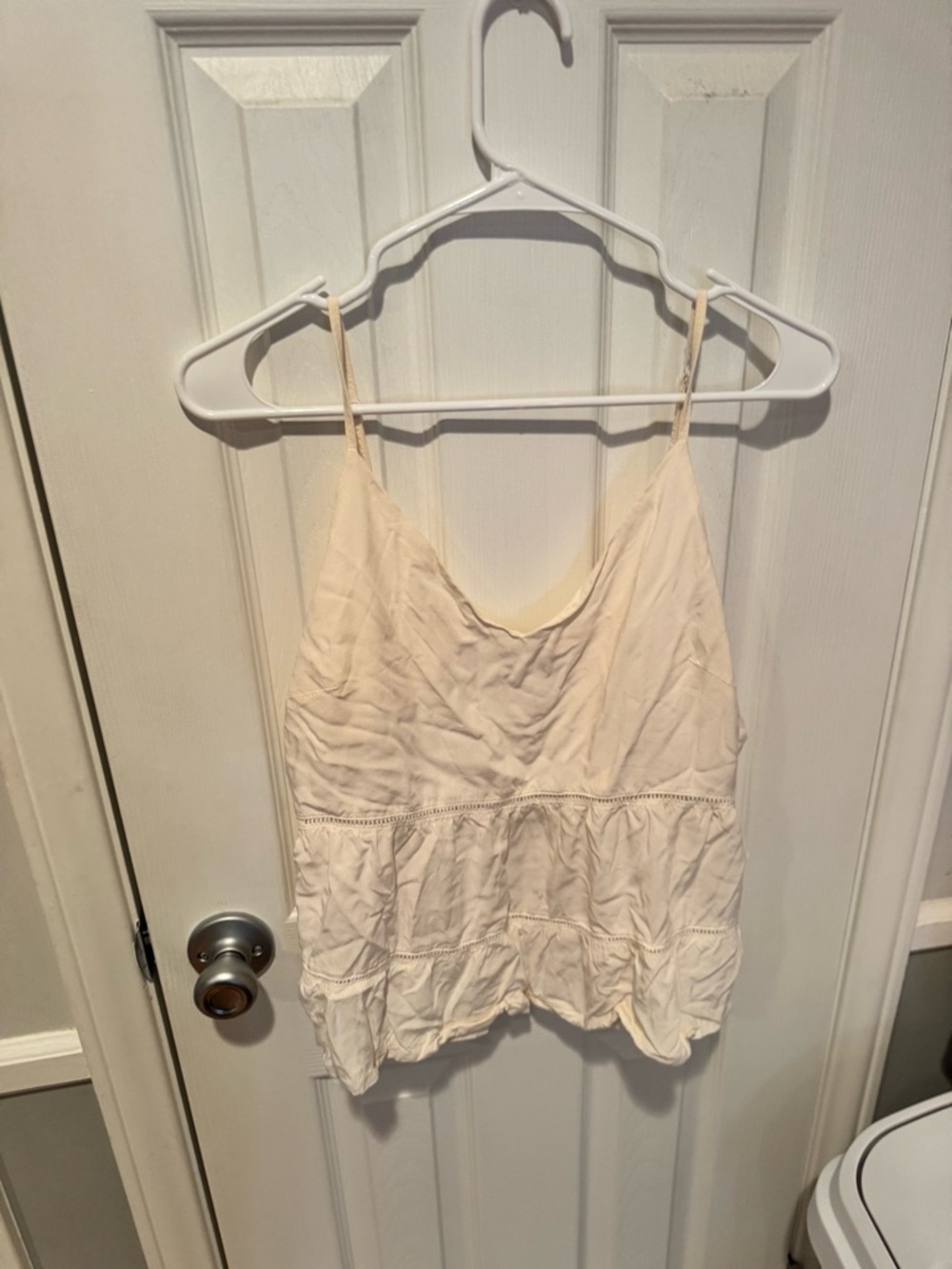 Old Navy Cream Tiered Spaghetti Strap Cami